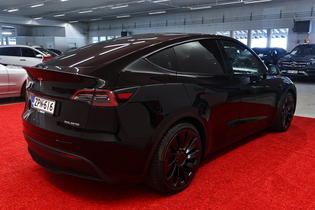 Tesla Model Y vaihtoauto