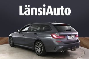 BMW 320 vaihtoauto