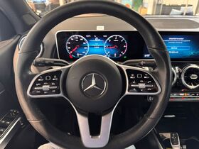 Mercedes-Benz GLB vaihtoauto