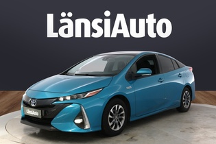 Toyota Prius Plug-in vaihtoauto