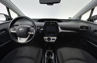 Toyota Prius Plug-in vaihtoauto