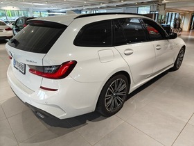 BMW 330 vaihtoauto