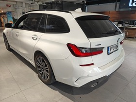 BMW 330 vaihtoauto