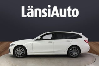 BMW 330 vaihtoauto