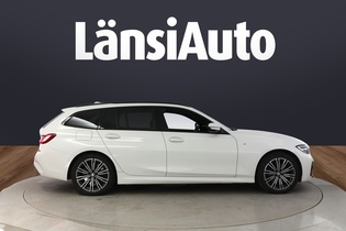 BMW 330 vaihtoauto