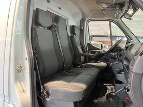 Nissan NV400 vaihtoauto