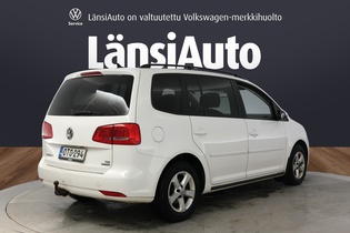 Volkswagen Touran vaihtoauto