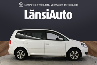 Volkswagen Touran vaihtoauto
