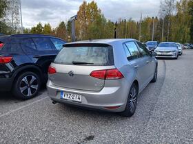 Volkswagen Golf vaihtoauto