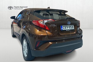 Toyota C-HR vaihtoauto