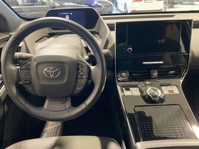 Toyota bZ4X vaihtoauto