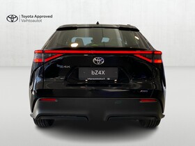 Toyota bZ4X vaihtoauto