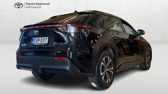 Toyota bZ4X vaihtoauto