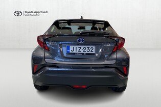 Toyota C-HR vaihtoauto