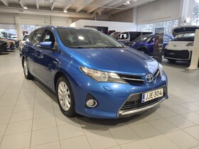 Toyota Auris vaihtoauto