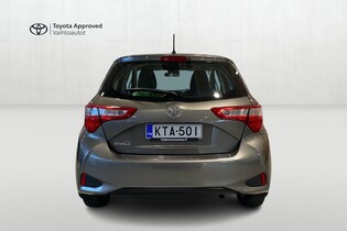 Toyota Yaris vaihtoauto