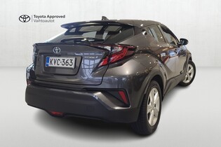 Toyota C-HR vaihtoauto