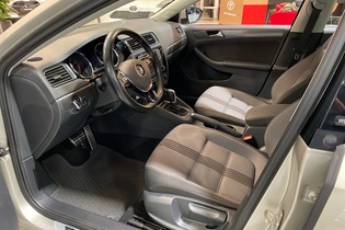 Volkswagen Jetta vaihtoauto