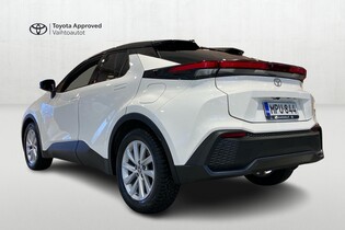 Toyota C-HR vaihtoauto
