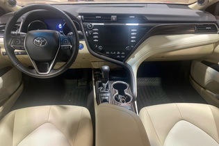 Toyota Camry vaihtoauto