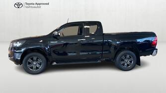 Toyota Hilux vaihtoauto