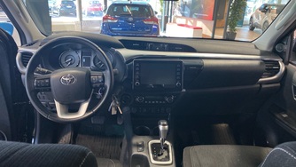 Toyota Hilux vaihtoauto