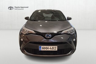 Toyota C-HR vaihtoauto