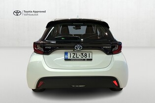 Toyota Yaris vaihtoauto