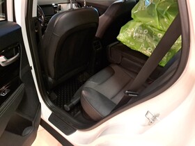 Kia Niro plug-in vaihtoauto