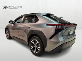 Toyota bZ4X vaihtoauto