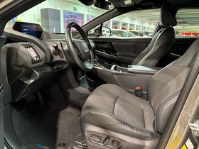 Toyota bZ4X vaihtoauto