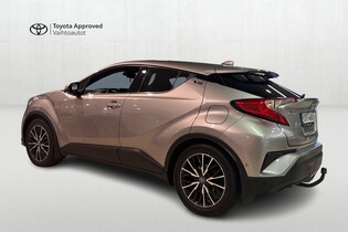 Toyota C-HR vaihtoauto