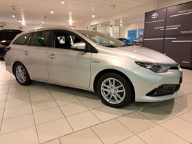 Toyota Auris vaihtoauto