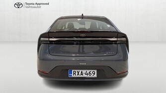 Toyota Prius Plug-in vaihtoauto