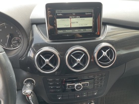 Mercedes-Benz B vaihtoauto
