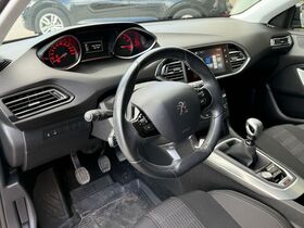 Peugeot 308 vaihtoauto