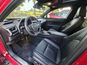 Lexus UX vaihtoauto