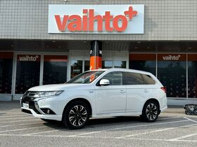 Mitsubishi Outlander PHEV vaihtoauto