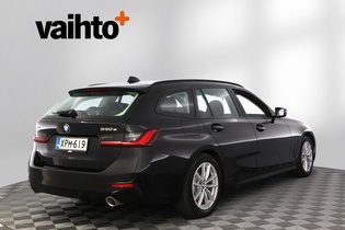BMW 330 vaihtoauto