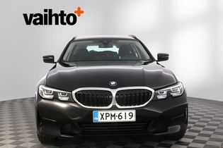 BMW 330 vaihtoauto
