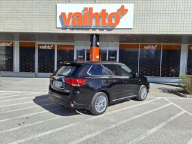 Mitsubishi Outlander PHEV vaihtoauto