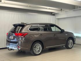 Mitsubishi Outlander PHEV vaihtoauto