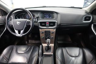 Volvo V40 Cross Country vaihtoauto