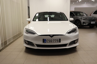 Tesla Model S vaihtoauto