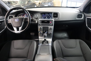 Volvo V60 Cross Country vaihtoauto