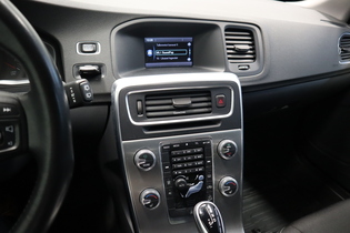 Volvo V60 Cross Country vaihtoauto