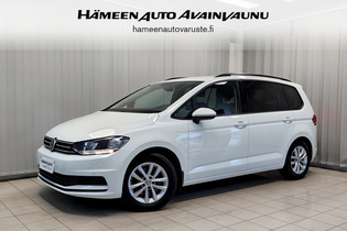 Volkswagen Touran vaihtoauto