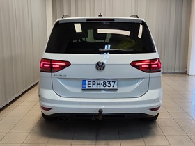 Volkswagen Touran vaihtoauto