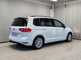 Volkswagen Touran vaihtoauto
