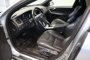 Volvo V60 Cross Country vaihtoauto